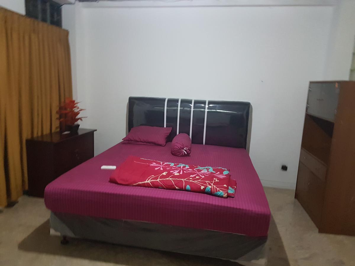 Mayestik Guest House Syariah Jakarta Buitenkant foto